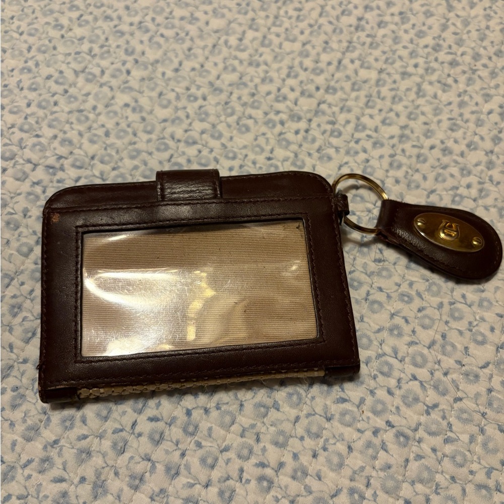 Etienne Aigner Vintage Small Straw Wallet - Picture 9 of 10
